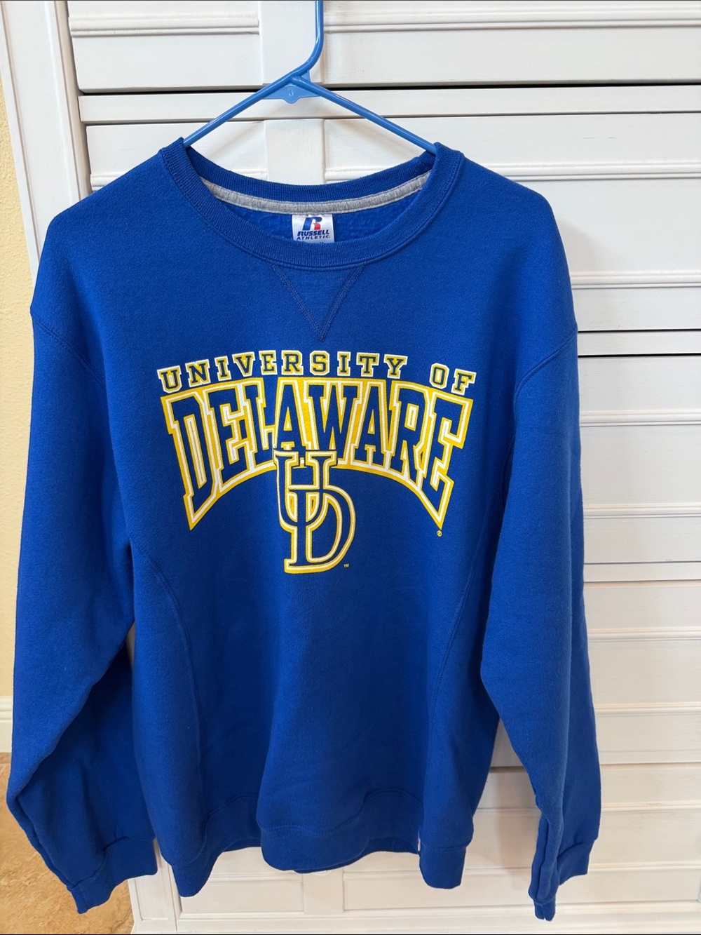 Russell Athletic University of Delaware Blue Crewneck Sweatshirt M UD Logo